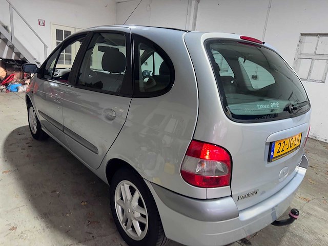 Renault - scénic - 1.6-16v authentique 127dkm- 22-jg-ln - afbeelding 13 van  19