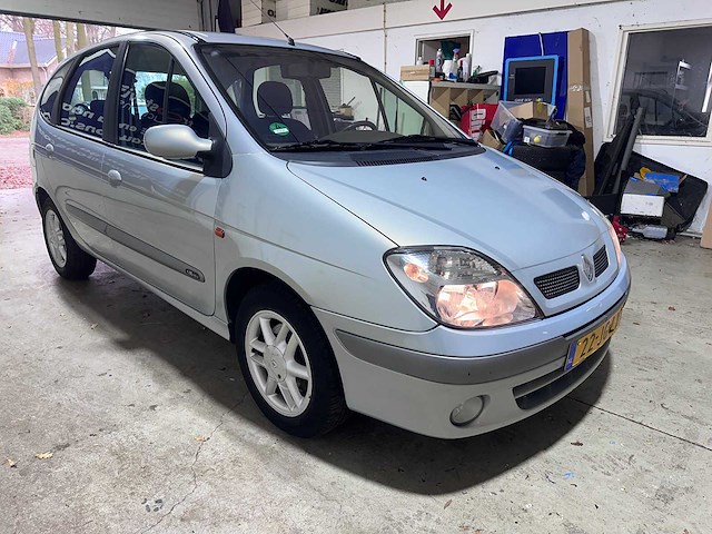 Renault - scénic - 1.6-16v authentique 127dkm- 22-jg-ln - afbeelding 17 van  19