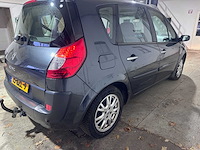 Renault - scénic - 1.6-16v business l. automaat- 15-gzl-9 - afbeelding 17 van  21