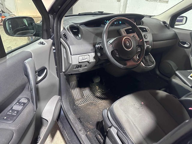 Renault - scénic - 1.6-16v business l. automaat- 15-gzl-9 - afbeelding 21 van  21