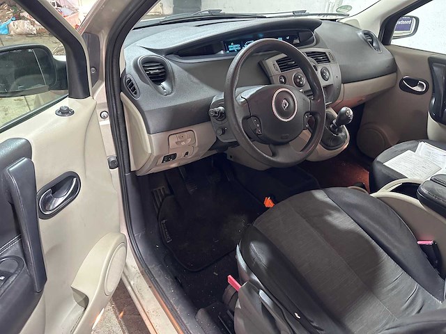 Renault - scénic - 1.6-16v business lpg - 38-tn-lv- 2007 - afbeelding 15 van  17