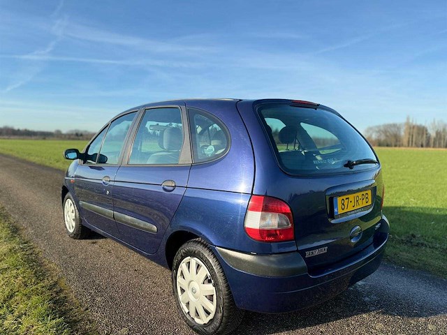 Renault - scénic - 1.6-16v expression - automaat - 2002 - 87-jr-pb - afbeelding 3 van  9
