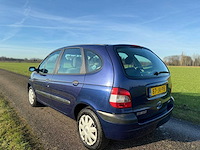Renault - scénic - 1.6-16v expression - automaat - 2002 - 87-jr-pb - afbeelding 3 van  9