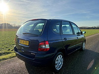 Renault - scénic - 1.6-16v expression - automaat - 2002 - 87-jr-pb - afbeelding 6 van  9