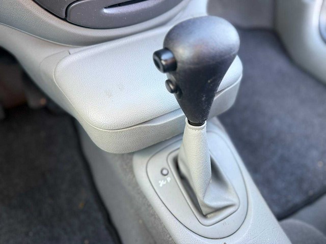 Renault - scénic - 1.6-16v expression - automaat - 2002 - 87-jr-pb - afbeelding 7 van  7