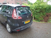 Renault - scénic - 1.6 celsium - car - 2010 - afbeelding 3 van  7