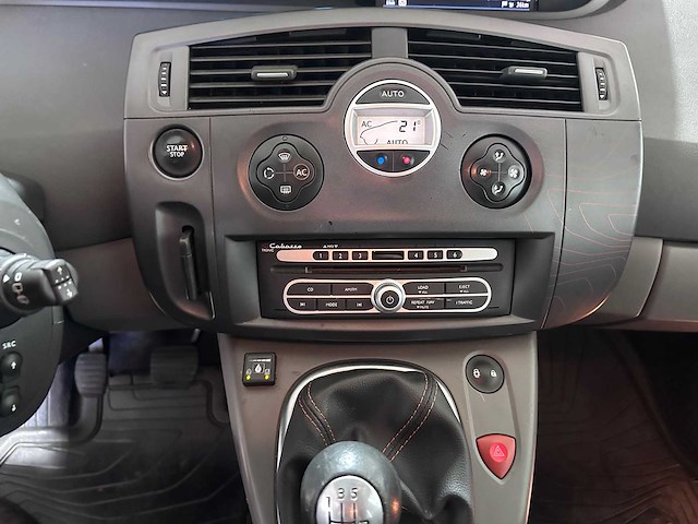 Renault - scénic - 2.0-16v conquest - 20-hxp-9- 2009 - afbeelding 1 van  16