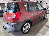 Renault - scénic - 2.0-16v conquest - 20-hxp-9- 2009 - afbeelding 13 van  16
