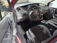 Renault - scénic - 2.0-16v conquest - 20-hxp-9- 2009 - afbeelding 15 van  16
