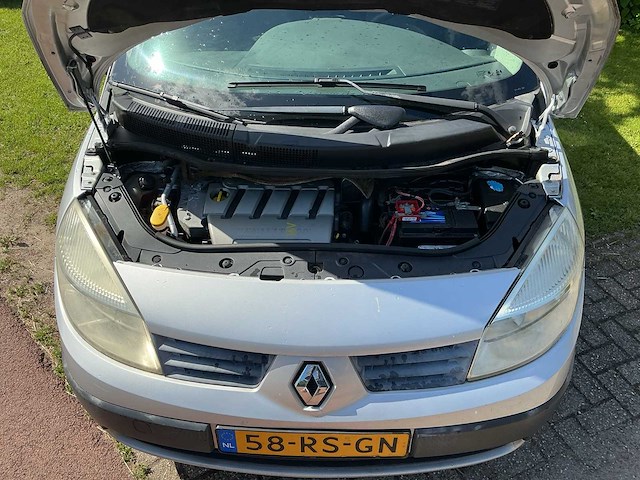 Renault - scénic - 2.0-16v dynam.comf. - 58-rs-gn - afbeelding 10 van  12