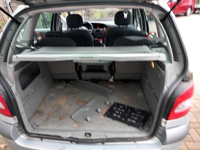 Renault - scénic - 2.0-16v expr. sport - personenauto - afbeelding 3 van  14