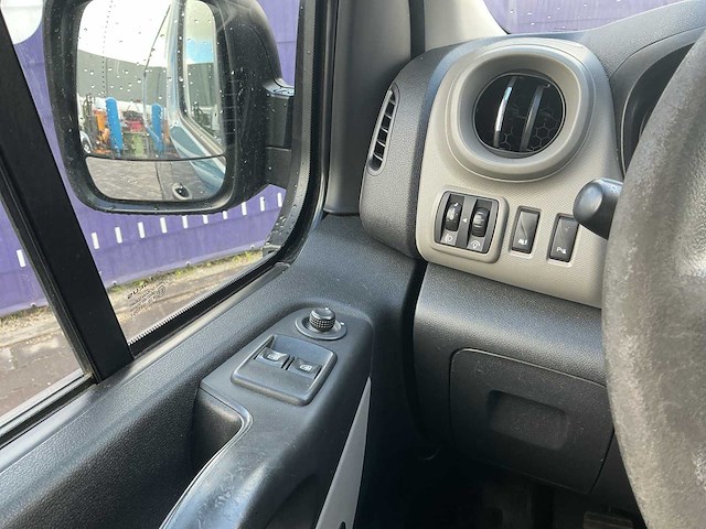 Renault - trafic - 1.6 dci t29 l2h1 dc - van - afbeelding 3 van  13