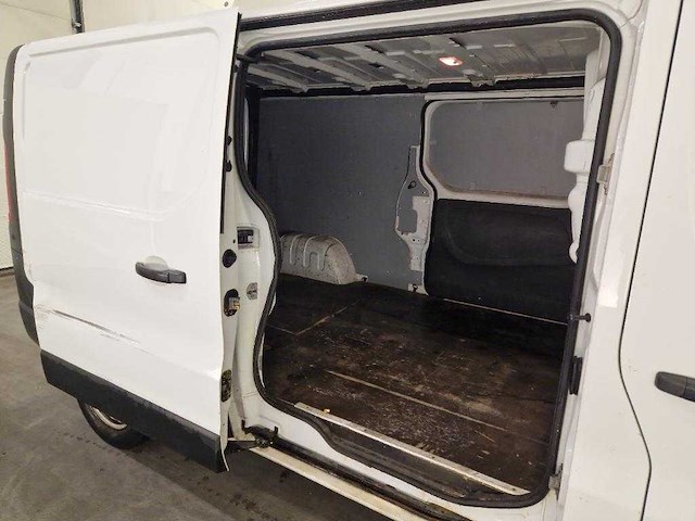 Renault - trafic - 1.6 dcit29l2h1dccoen - van - afbeelding 14 van  17