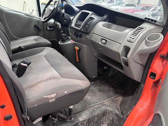 Renault - trafic - 2.0 dci t27 l1h1 - bedrijfswagen - afbeelding 4 van  8