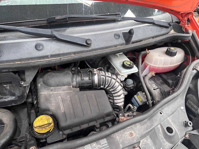 Renault - trafic - 2.0 dci t27 l1h1 - bedrijfswagen - afbeelding 7 van  17