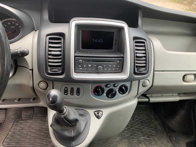 Renault - trafic - 2.0 dci t27 l1h1bl.e - 4-vtt-14 - afbeelding 2 van  16
