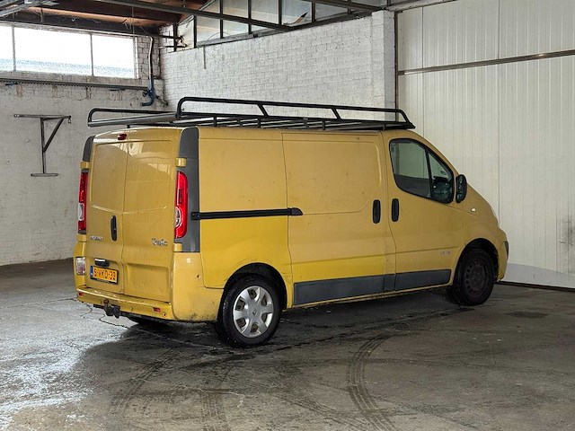 Renault - trafic - 2.0 dci t29 l1h1 airco - van - afbeelding 2 van  11
