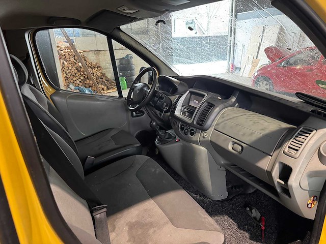 Renault - trafic - 2.0 dci t29 l1h1 airco - van - afbeelding 6 van  11