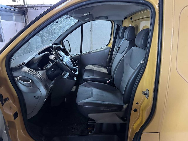 Renault - trafic - 2.0 dci t29 l1h1 airco - van - afbeelding 8 van  11