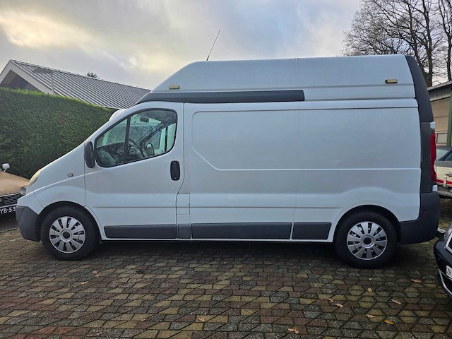 Renault - trafic - l2/h2 2.5 dci - 107kw e4 fap - automaat - camper - afbeelding 8 van  13