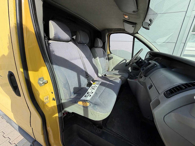 Renault - trafic 1.9 dci l1h1 s.sp. - personenauto - 2003 - afbeelding 3 van  27