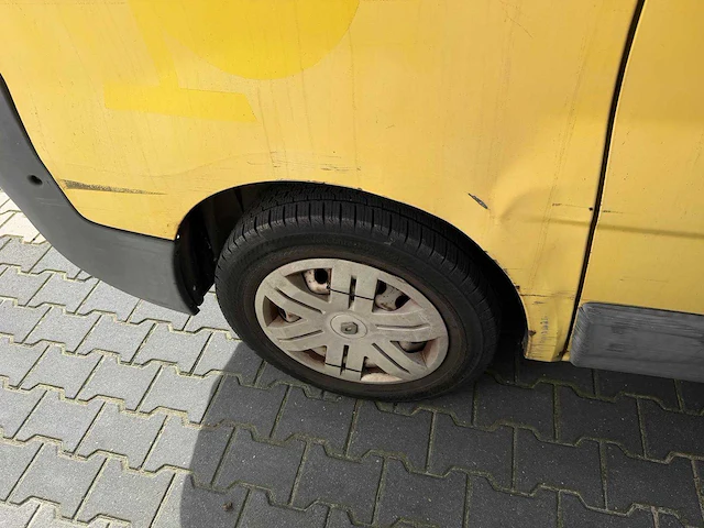 Renault - trafic 1.9 dci l1h1 s.sp. - personenauto - 2003 - afbeelding 14 van  27