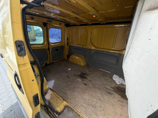 Renault - trafic 1.9 dci l1h1 s.sp. - personenauto - 2003 - afbeelding 16 van  27