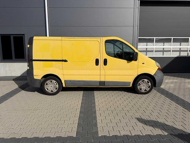Renault - trafic 1.9 dci l1h1 s.sp. - personenauto - 2003 - afbeelding 23 van  27