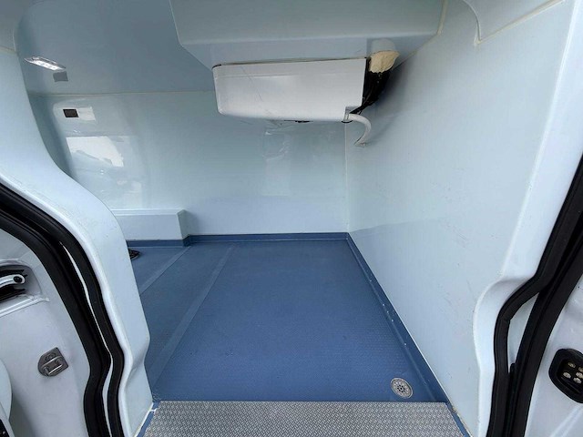 Renault - trafic l2h1 2.0 koel-vrieswagen thermoking nachtkoeling - bedrijfswagen - afbeelding 14 van  24