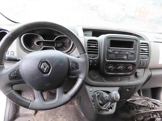 Renault - trafic passenger - 1.6 dci gr. auth en - personenauto - afbeelding 2 van  28