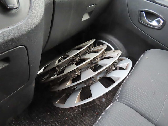 Renault - trafic passenger - 2.0 dci 120 gr. zen - personenauto - afbeelding 4 van  24