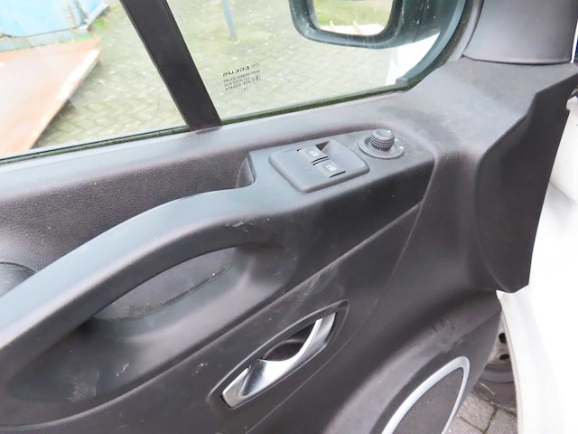 Renault - trafic passenger - 2.0 dci 120 gr. zen - personenauto - afbeelding 5 van  24