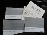 Renault - trafic passenger - 2.0 dci 120 gr. zen - personenauto - afbeelding 14 van  24