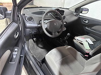 Renault - twingo - 1.2-16v authentique - 67-lzj-6- 2010 - afbeelding 14 van  16