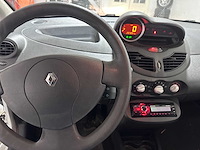 Renault - twingo - 1.2-16v authentique - 84-lpz-2 - afbeelding 2 van  15