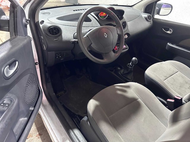 Renault - twingo - 1.2-16v authentique - 84-lpz-2 - afbeelding 15 van  15