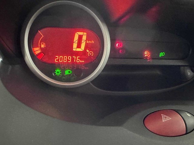 Renault - twingo - 1.2 16v authentique lpg- 86-zhs-2 - afbeelding 2 van  16