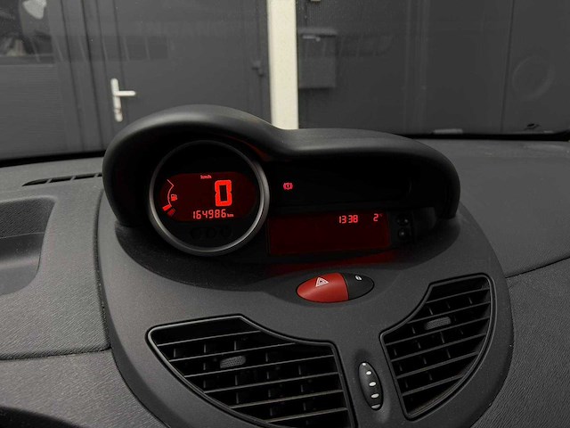Renault - twingo - 1.2-16v collection - car - 2011|14-pgr-7|iaw - afbeelding 2 van  19