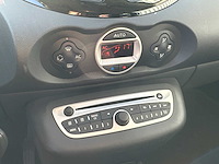Renault - twingo - 1.2 16v dynamique - car - 2012 - afbeelding 2 van  22