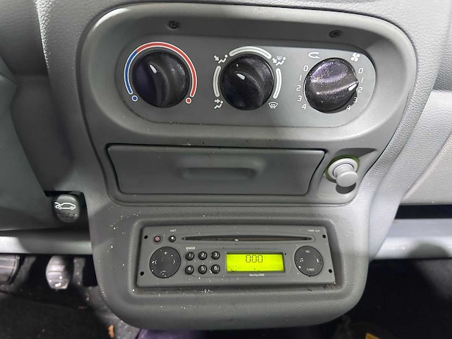 Renault - twingo - 1.2-16v kenzo - 24-rl-ls - afbeelding 4 van  16