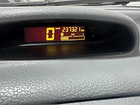 Renault - twingo - 1.2-16v kenzo - 24-rl-ls - afbeelding 2 van  16