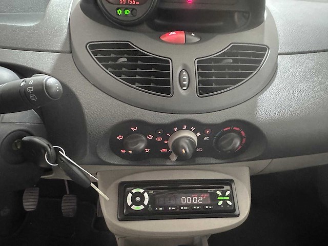 Renault - twingo - 1.2 authentique 60.000km- 20-hhk-8- 2008 - afbeelding 2 van  13