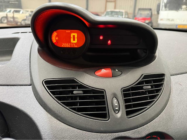 Renault - twingo - personenauto - 2008 - afbeelding 5 van  20