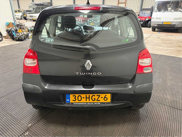Renault - twingo - personenauto - 2008 - afbeelding 19 van  20
