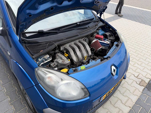 Renault - twingo - rs - 1.6 16v - personenauto - 2009 - afbeelding 9 van  21