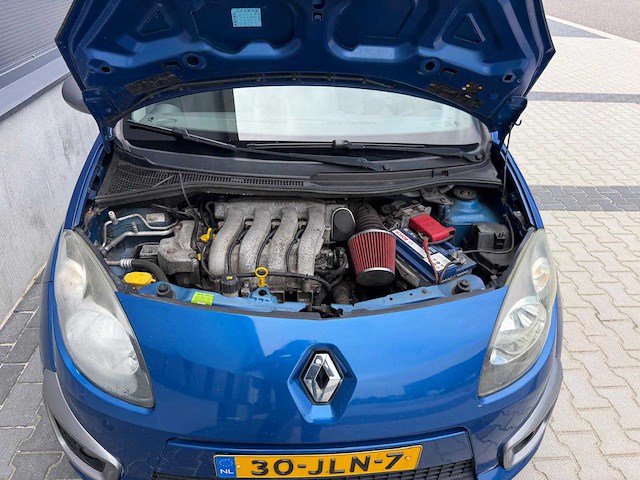 Renault - twingo - rs - 1.6 16v - personenauto - 2009 - afbeelding 12 van  21