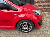 Renault - twingo -1.6 16v rs - personenauto - 2009 - afbeelding 12 van  19