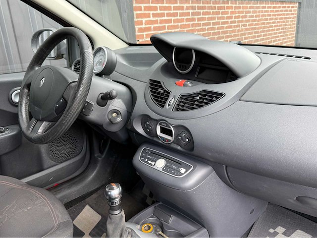 Renault - twingo -1.6 16v rs - personenauto - 2009 - afbeelding 3 van  27