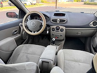 Renault -clio 1.6-16v privilège 51-tf-pz - afbeelding 6 van  18