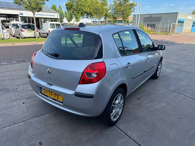 Renault -clio 1.6-16v privilège 51-tf-pz - afbeelding 15 van  18
